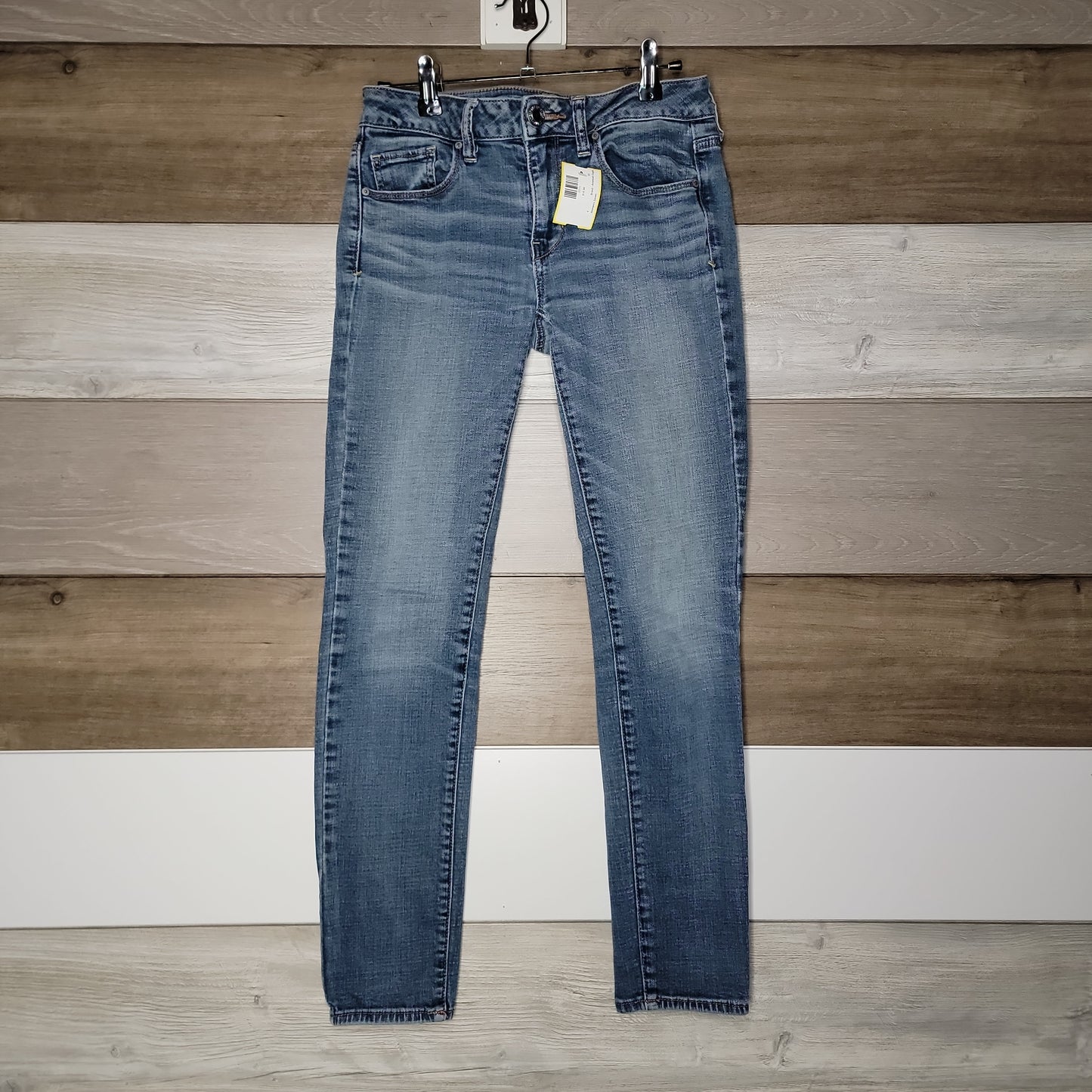Brand - American Eagle