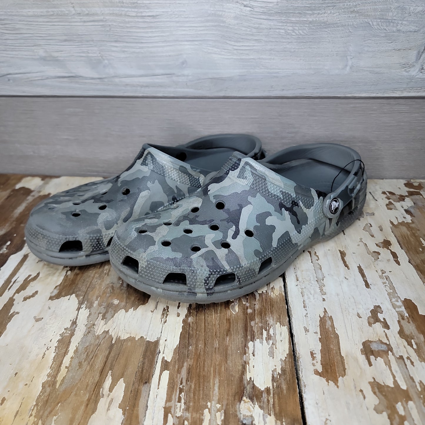 Brand - Crocs